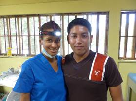 Aspen Dental Volunteers Find a New Way to Give Thanks This Holiday Season