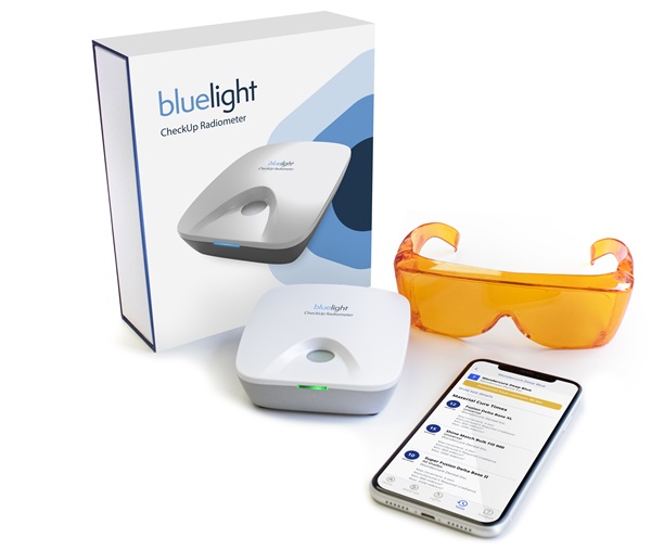Bluelight Analytics Joins Forces with 3M Oral Care to Introduce Bluelight CheckUp 