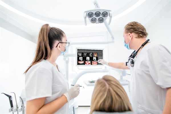 Nobel Biocare and KaVo Imaging release DTX Studio Clinic 1.8