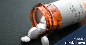 Dental schools are training students how to deal with drug overdoses