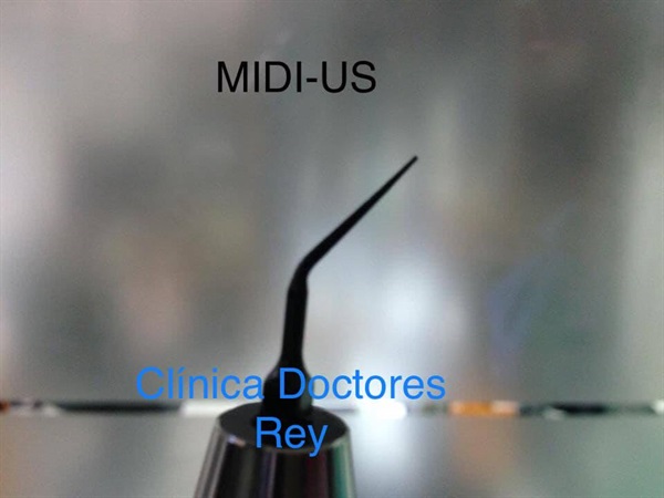IMPLANTOLOGÍA DENTAL MÍNIMAMENTE INTEGRAL DR REY GIL