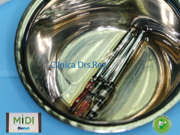 IMPLANTOLOGÍA DENTAL MÍNIMAMENTE INTEGRAL DR REY GIL