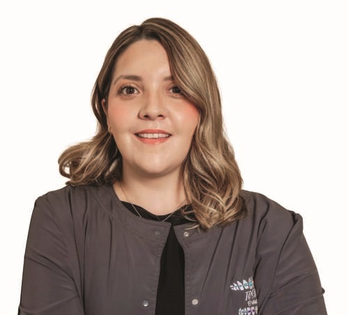 Dr. Julia Tostado