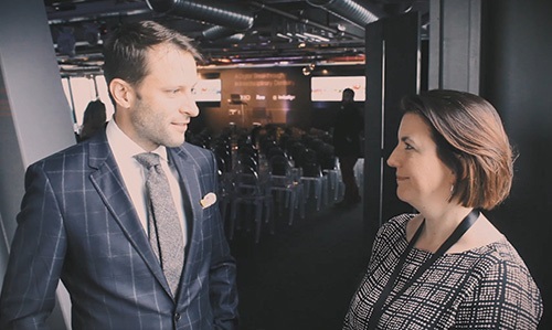 DentaltownUK Magazine - A Consultation with...
Dr Christian Coachman