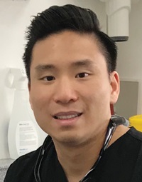 Dr Ferdi Chum