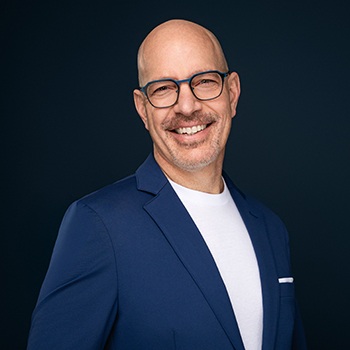 Dr Gregory Toback