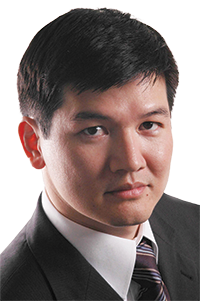 Dr. Mauricio Umeno Watanabe