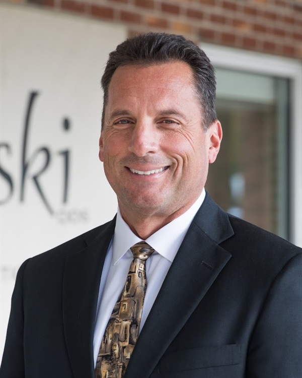 Dr. Thomas Bilski, Lasers in Prosthetic & Implant Dentistry: A Comprehensive Overview
