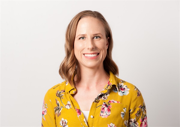 Dr. Leslie Hovda Think Like a PT
