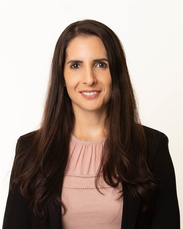 Dr. Romina Brignardello-Petersen , The Role of Evidence to Inform Decisions in Practice. Why Bother with Evidence-Based Dentistry?