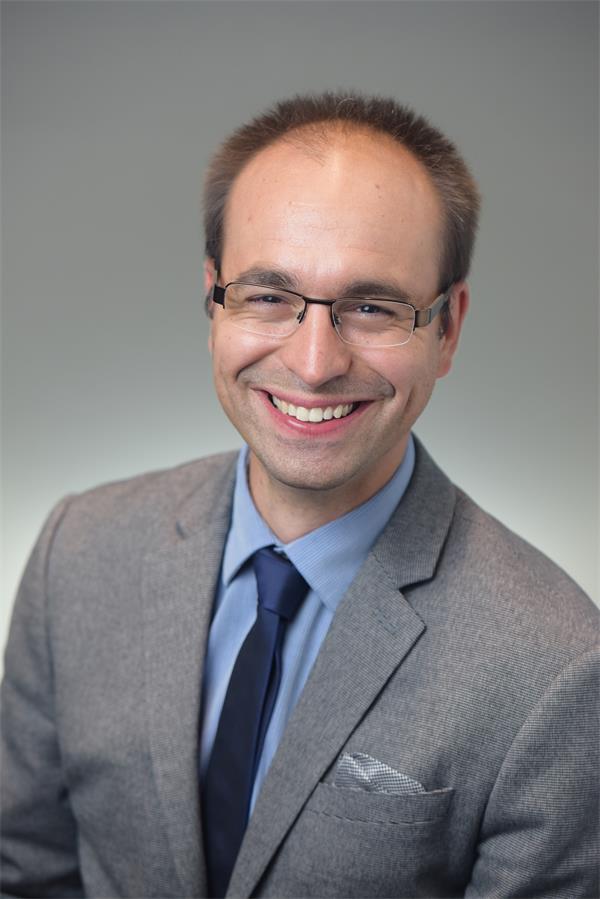Dr. Thanos Ntounis, Failing Maxillary Dentition to Guided Immediate Loaded Implants with Restorations