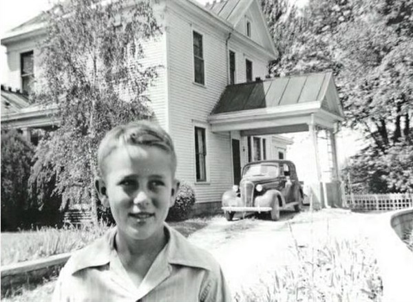 James Dean on Fairmount Farm